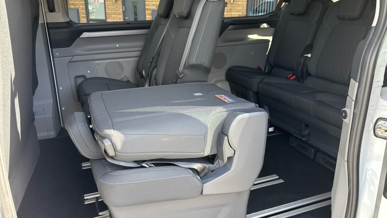 Ford Tourneo Custom 320 L1 Diesel Fwd 2.0 EcoBlue 136ps H1 Titanium 8 seater Auto